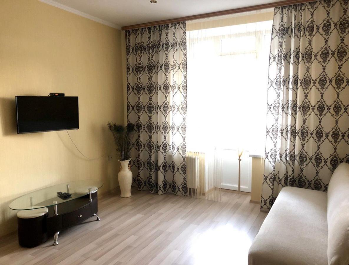 Apartment In The Center Çerkassi Dış mekan fotoğraf